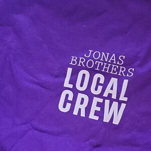 JONAS BROTHERS CREW SHIRT, XL, PURPLE